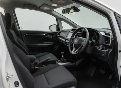 Exterior photo: Honda Fit e:HEV Home