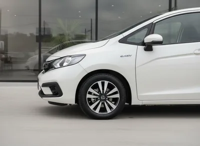 Exterior photo: Honda Fit e:HEV Home