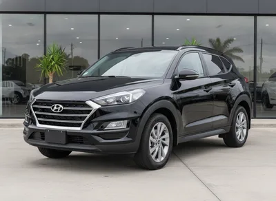 Exterior photo: Hyundai Tucson Executive