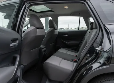 Exterior photo: Toyota Corolla Cross Hybrid Z
