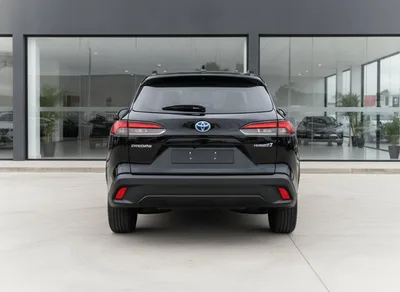 Exterior photo: Toyota Corolla Cross Hybrid Z