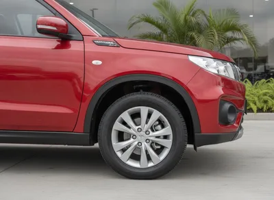 Exterior photo: Suzuki Vitara Brezza GLX