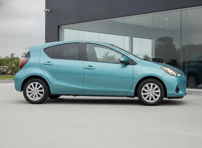 Exterior photo: Toyota Aqua S